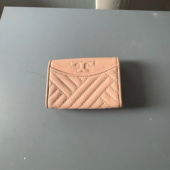 Tory Burch Pink Quilted Wallet with Gold Hardware - Picture 3 of 4